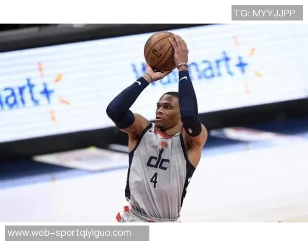 全能战士威少独领风骚成篮板助攻三分王者的唯一球员